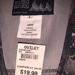 Hunting vest. Brand new lots of pockets.